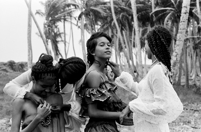 Niñas sin espejo, San Andrés, Hernán Díaz