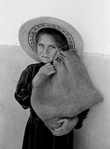 Niña con Costal, Bocaya, Hernán Díaz