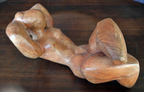 Mujer recostada